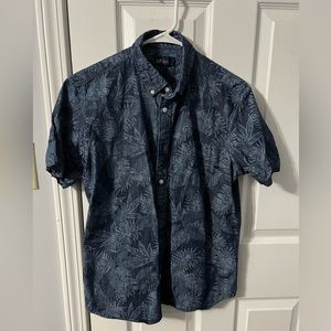 Men Gap Short Sleeve Button Down